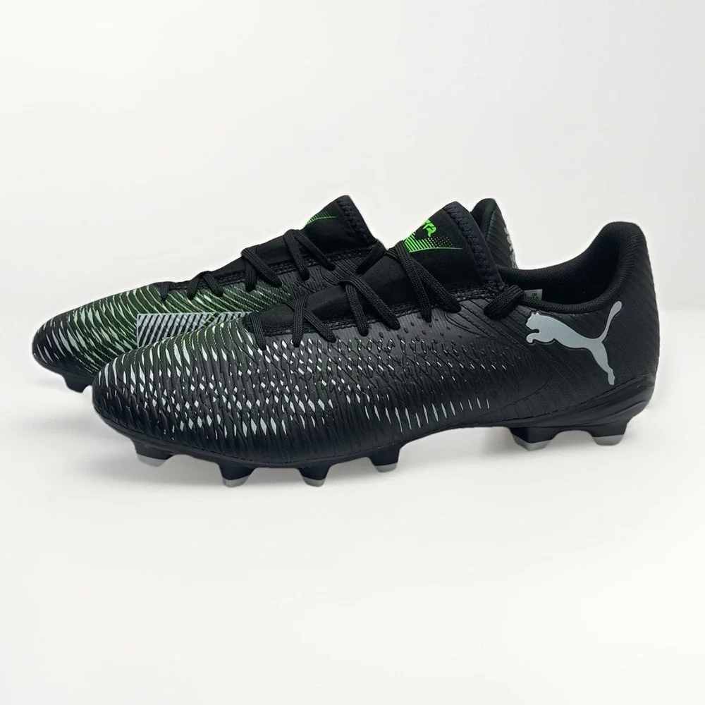 PUMA Soccer Cleats Men's Size 9.5 Black Green